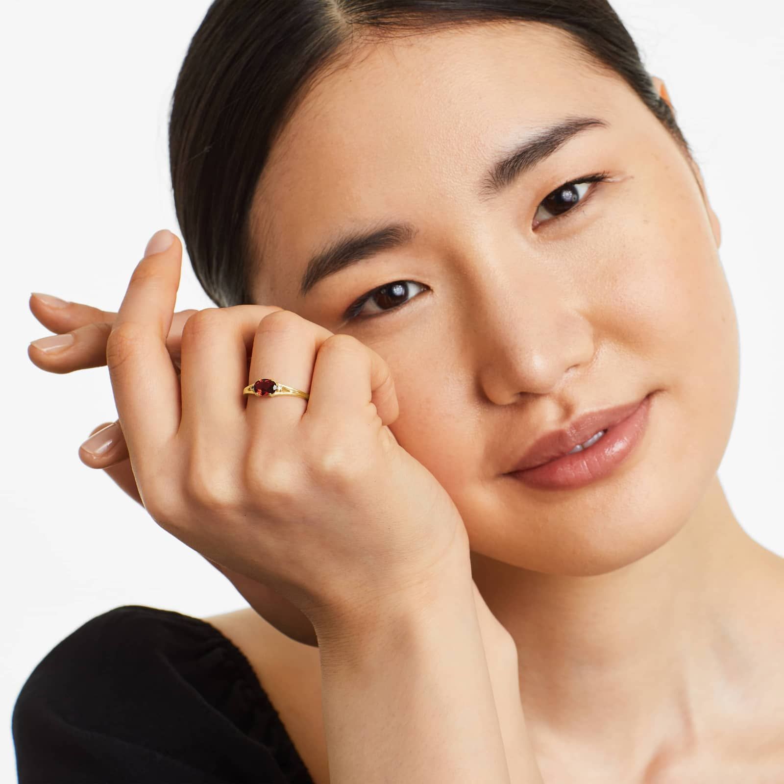 Oval Garnet And Diamond Accent Birthstone Ring In 14K Yellow Gold