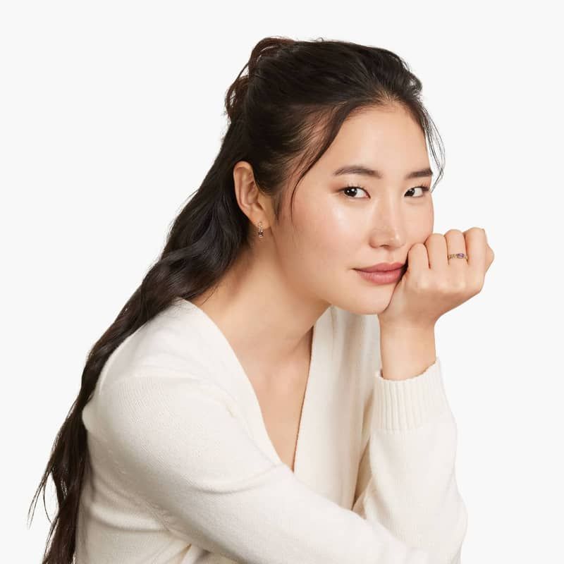 Radiant Reflections Amethyst Curb Chain Ring In 14K Yellow Gold