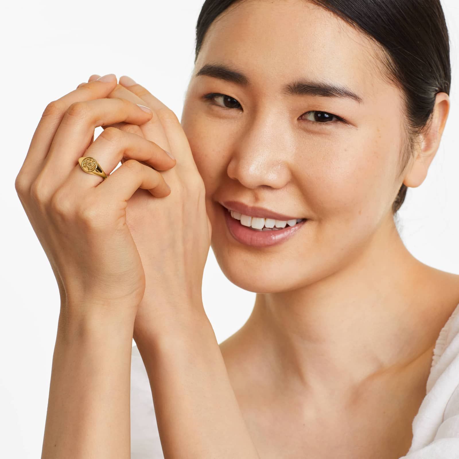 Cancer Zodiac Signet Ring In 14K Yellow Gold