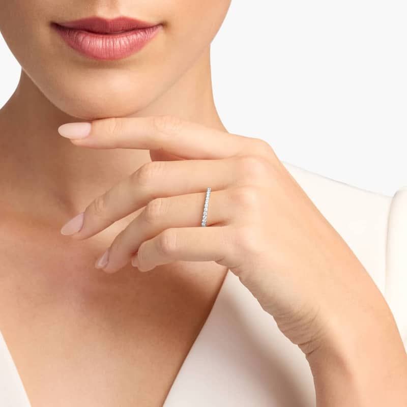 French Pavé Diamond Anniversary Ring In Platinum (1/4 Ct. tw. - H-I / SI1-SI2)