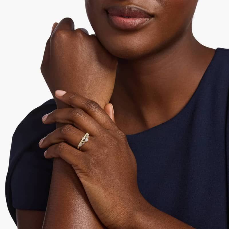 Intricate Crown Jewel Diamond Ring in 18k Yellow Gold (1/4 ct. tw.)