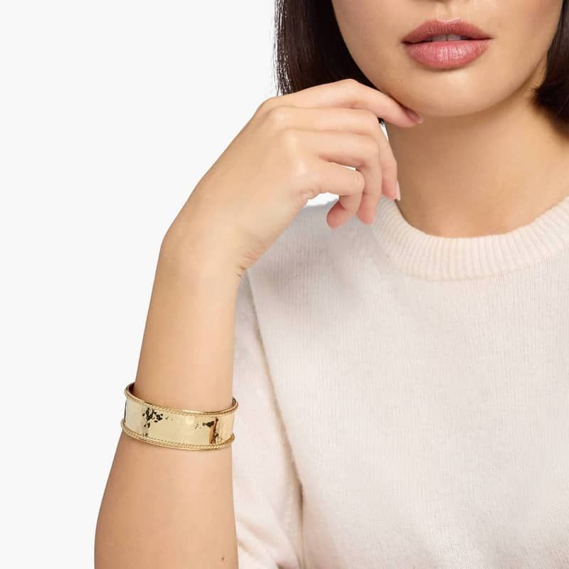 14k Italian Yellow Gold High Polished Cuff with Rope Detail (22 mm)