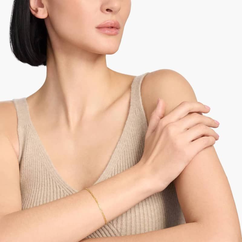 7" Figaro Chain Bracelet in Solid 14k Italian Yellow Gold (2.4 mm)