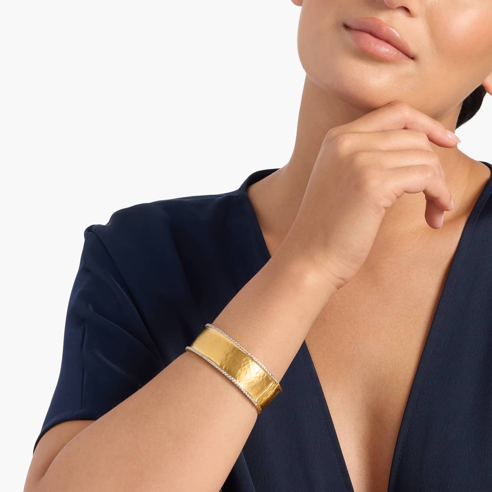 7.25" 2 Row Diamond Hammered Bangle Bracelet in 14K Yellow Gold