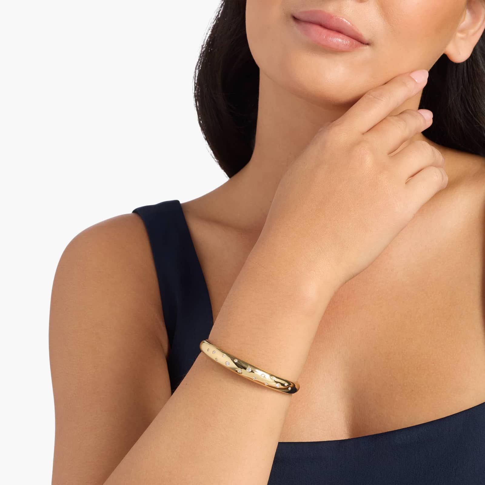 7.25" Scattered Diamond Puffy Bangle Bracelet in 18K Yellow Gold