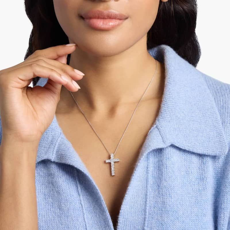 Blue Nile Signature Princess-Cut Diamond Cross Pendant in Platinum (2 ct. tw.)