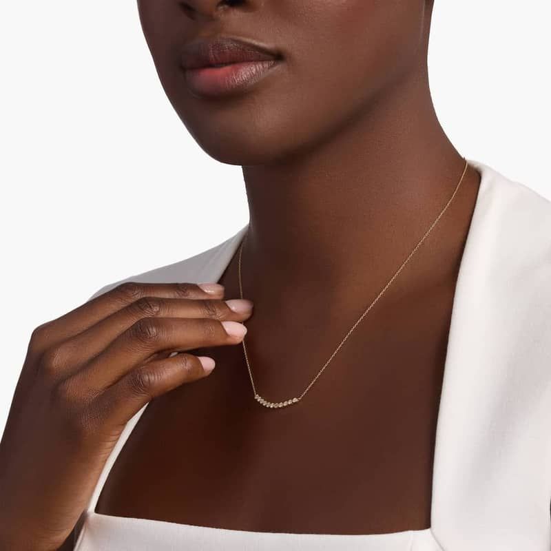 Diamond Milgrain Smile Necklace in 14k Yellow Gold (1/4 ct. tw.)