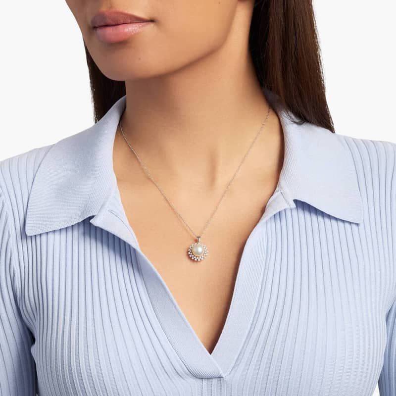 South Sea Cultured Pearl Pendant with Scattered Diamond Halo in 18k White Gold (9-9.5mm)