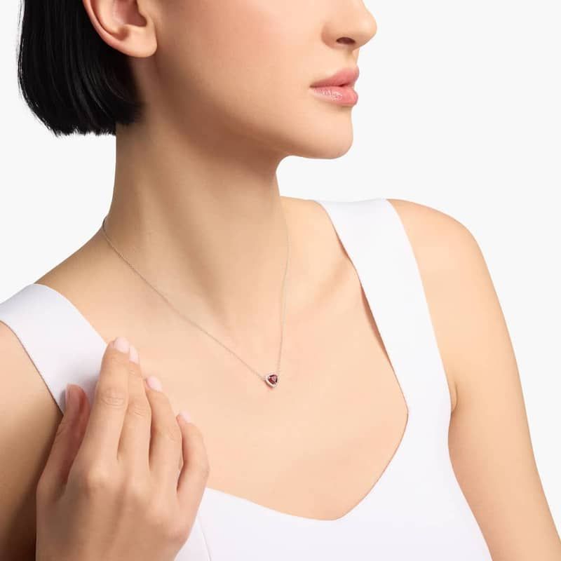 Heart-Shaped Garnet and Diamond Pendant in 18k White Gold (6mm)