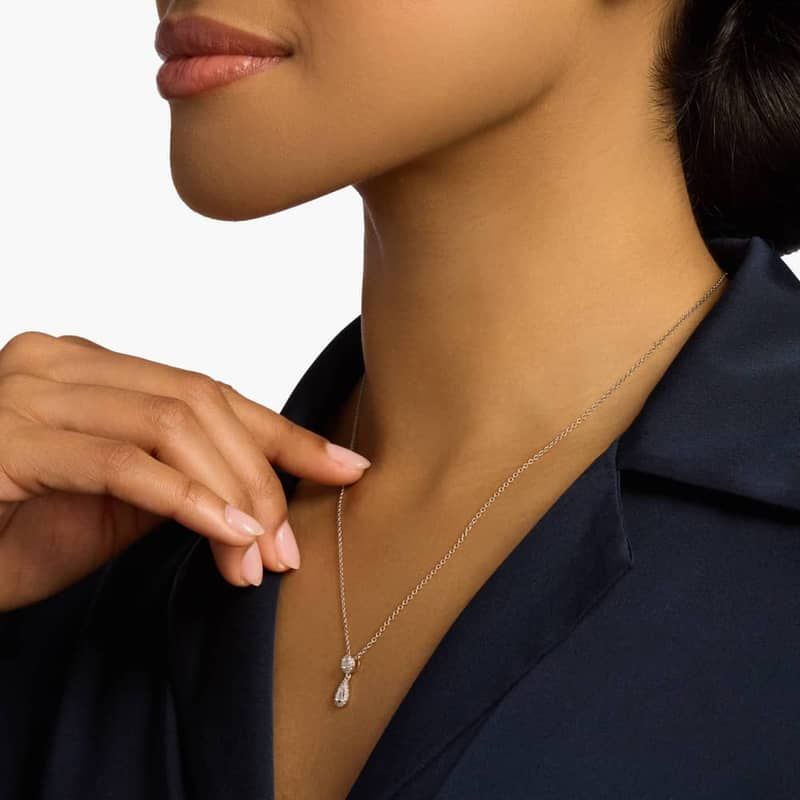 Diamond Halo Drop Pendant in 14k White Gold (1/4 ct. tw.)