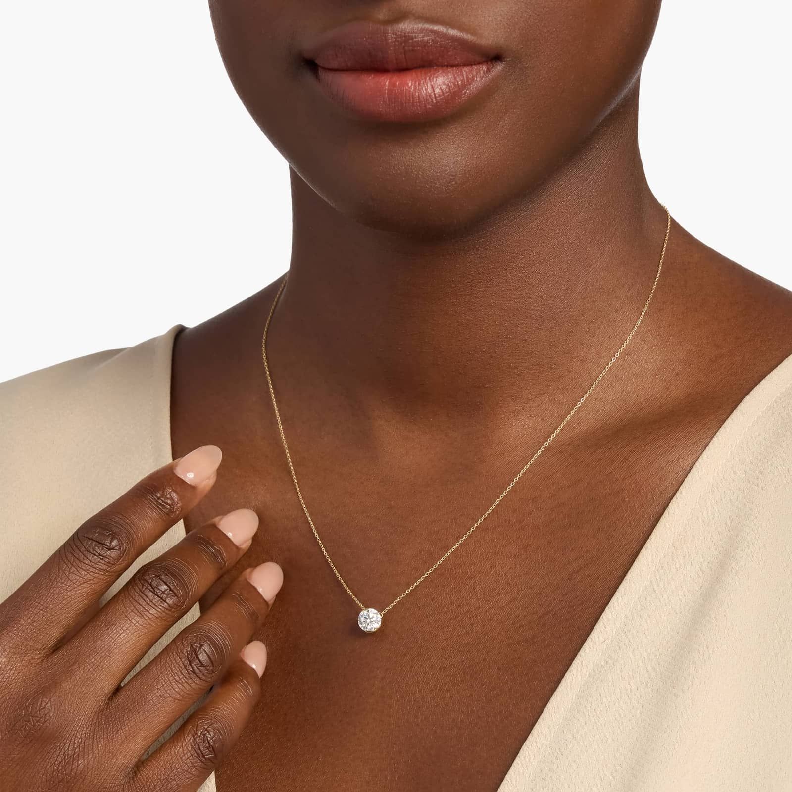 Diamond Round Partial-Bezel Solitiare Pendant in 14K Yellow Gold (1 Ct. Tw.)