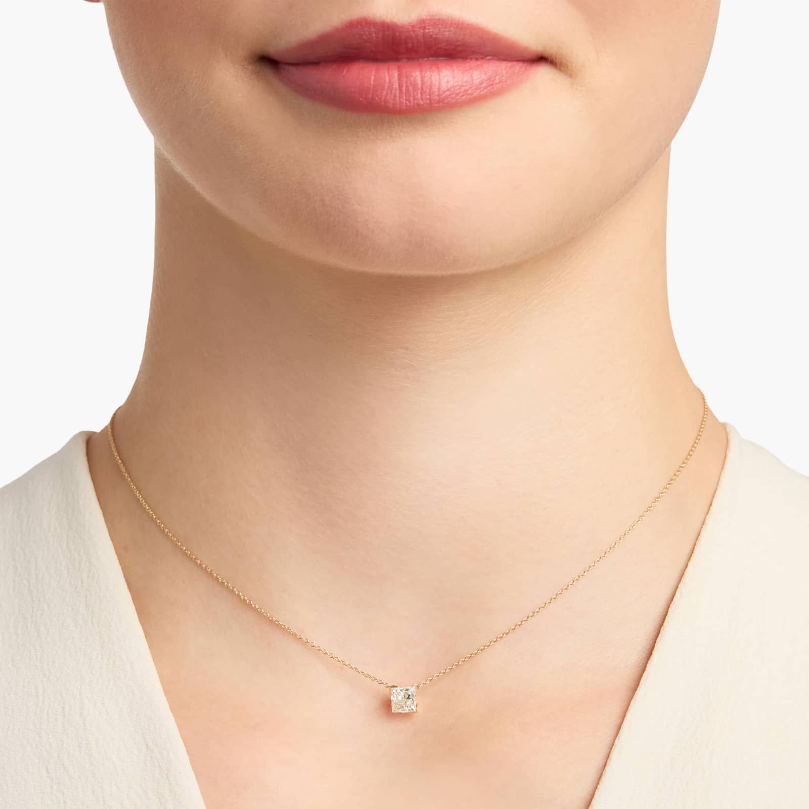 Diamond Princess Cut Partial-Bezel Solitiare Pendant in 14K Yellow Gold (1 Ct. Tw.)