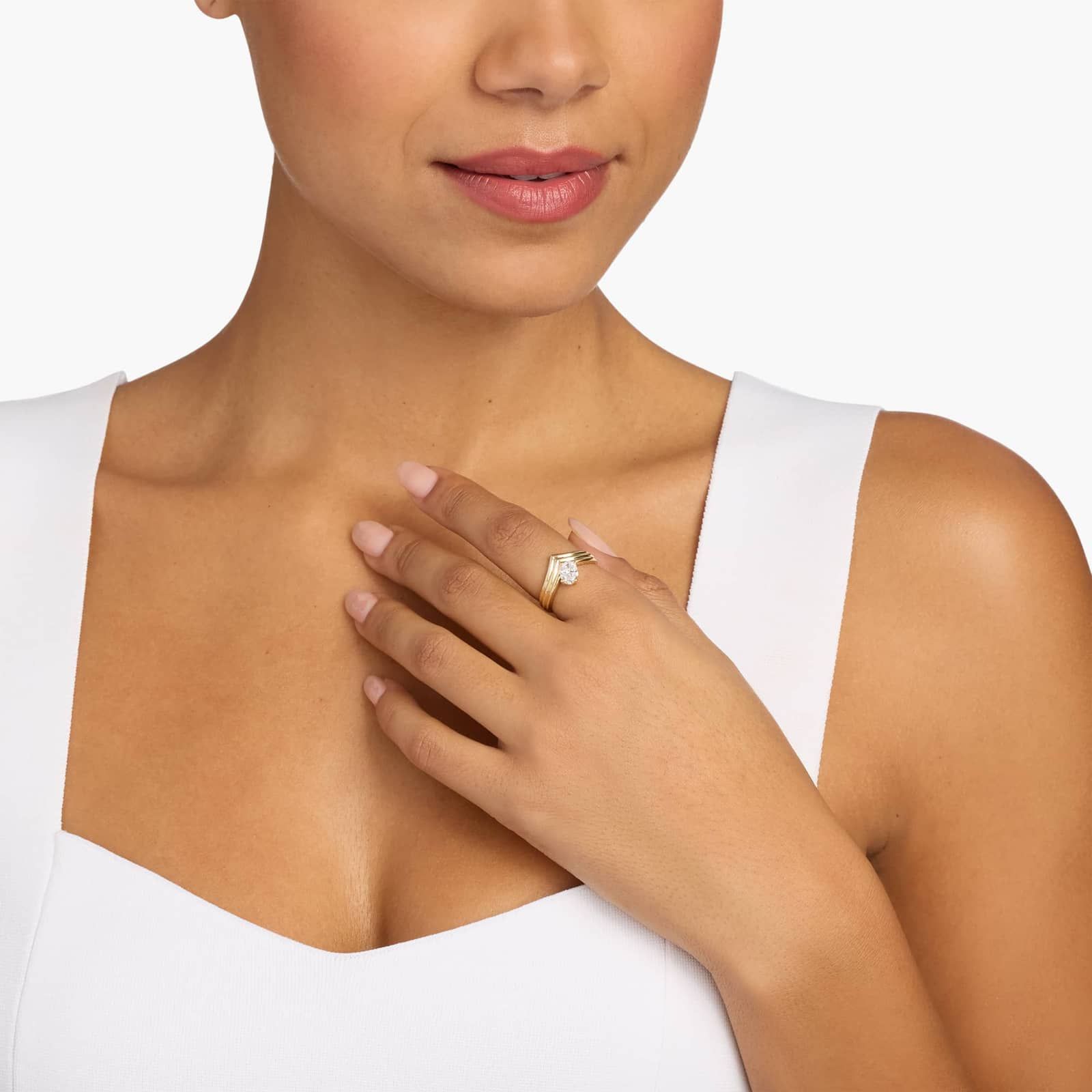 Oval Solitaire Diamond 3 Row Chevron Ring in 14K Yellow Gold (3/4 Ct. Tw.)