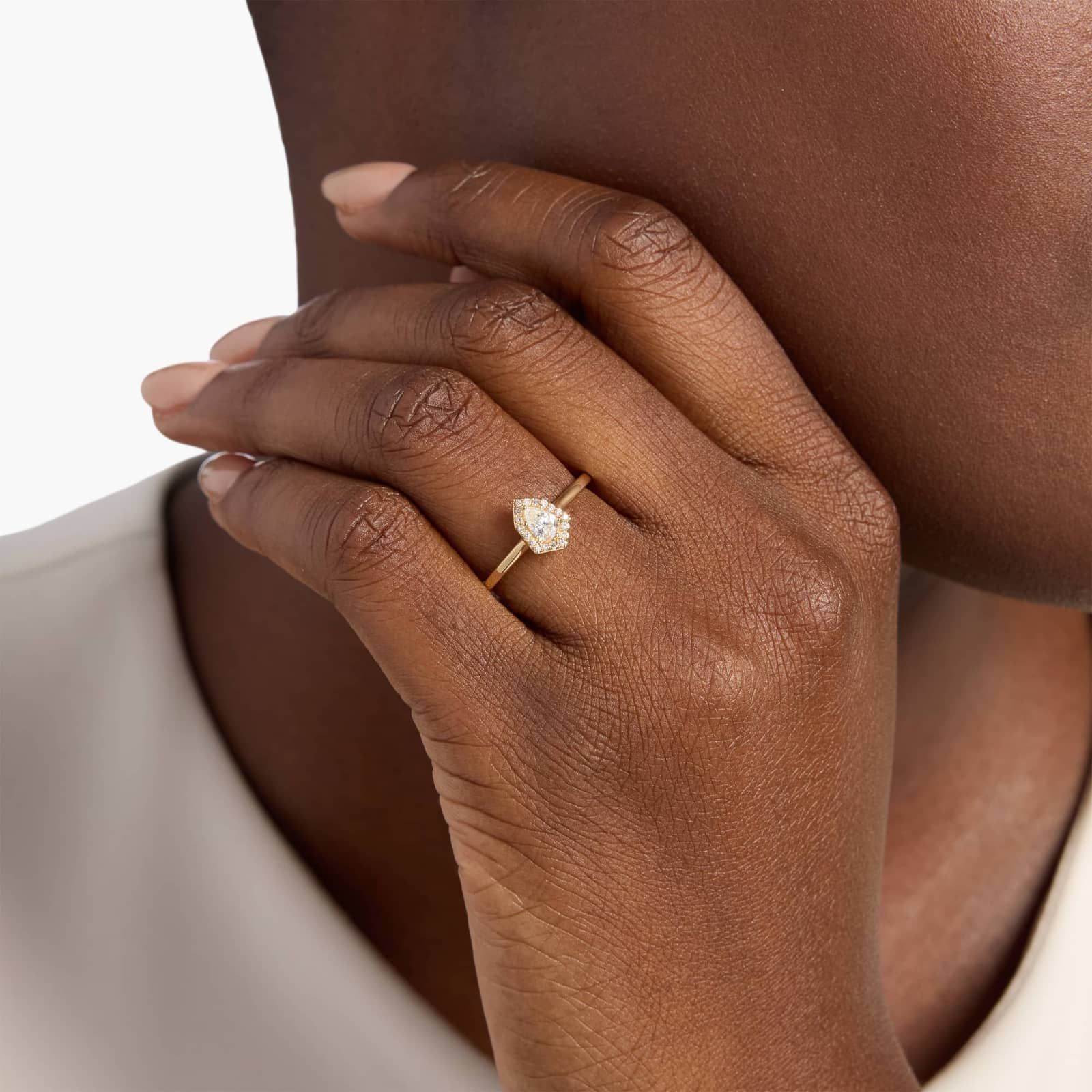 Diamond Pear Six Edge Halo Ring in 14K Yellow Gold (1/3 Ct. Tw.)