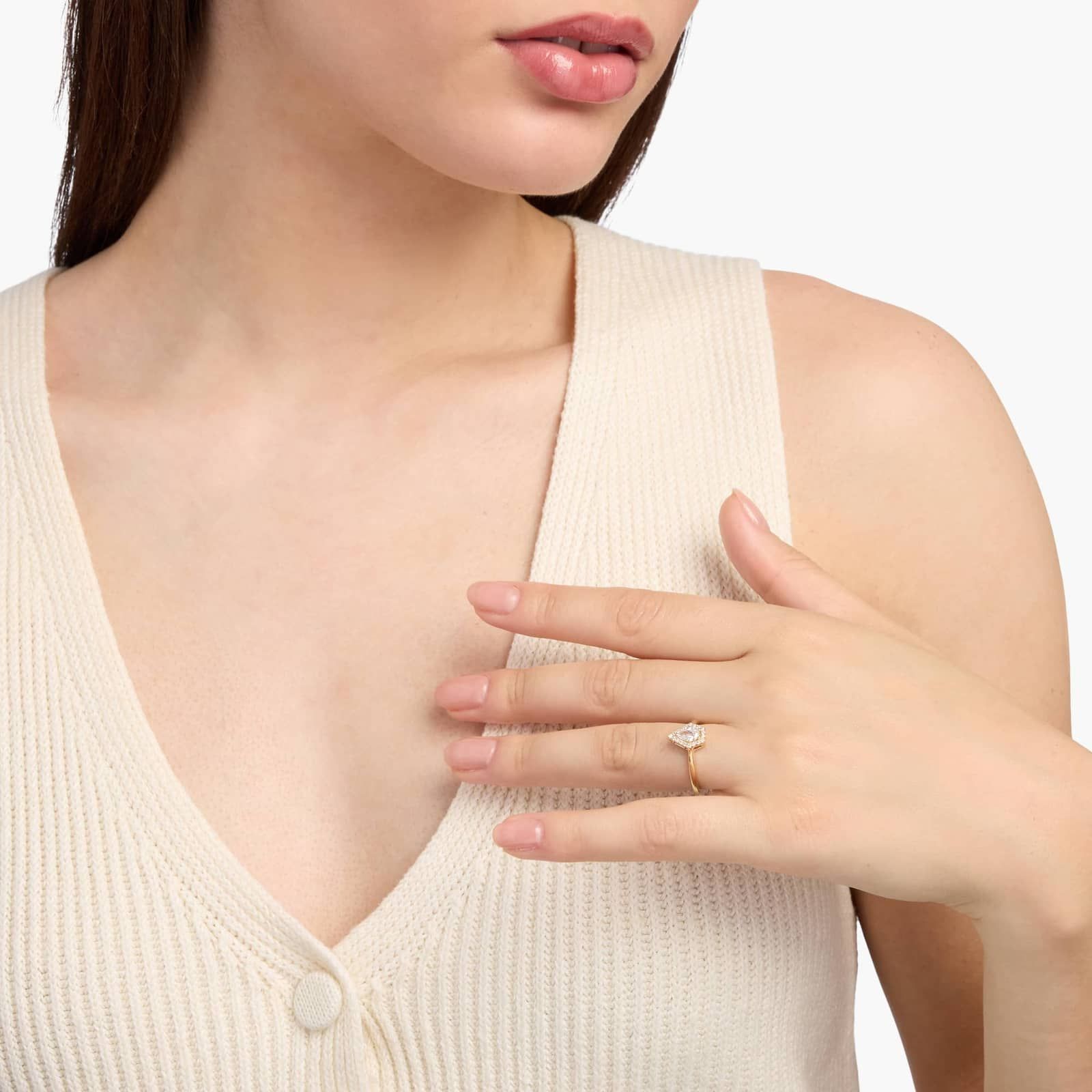 Diamond Pear Five Edge Halo Ring in 14K Yellow Gold (1/2 Ct. Tw.)