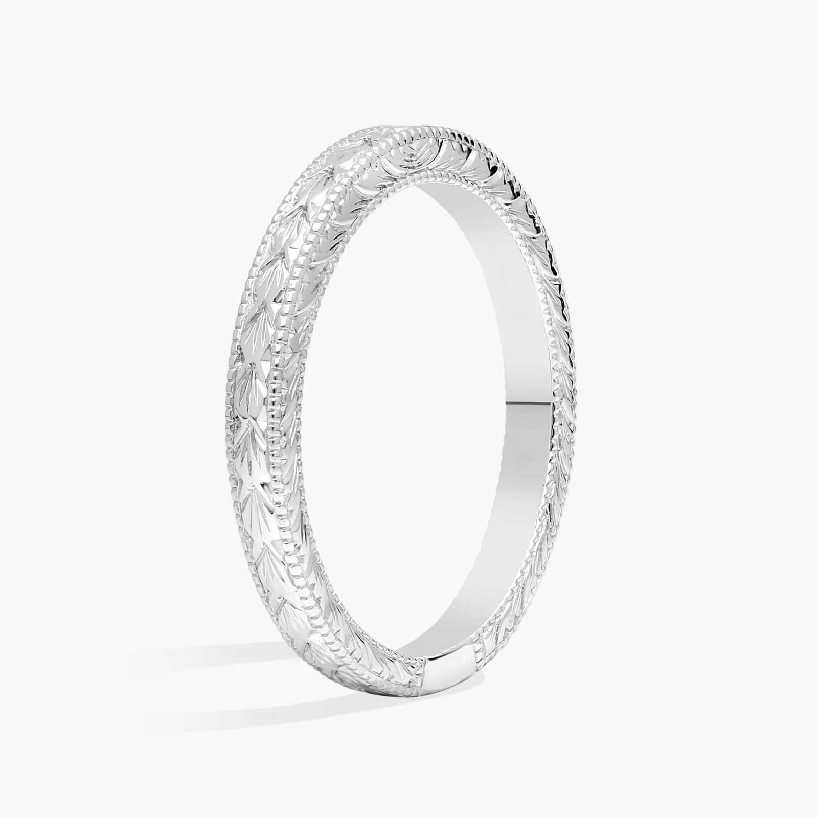 Hand-Engraved Wedding Ring in 14k White Gold (2.1 mm)