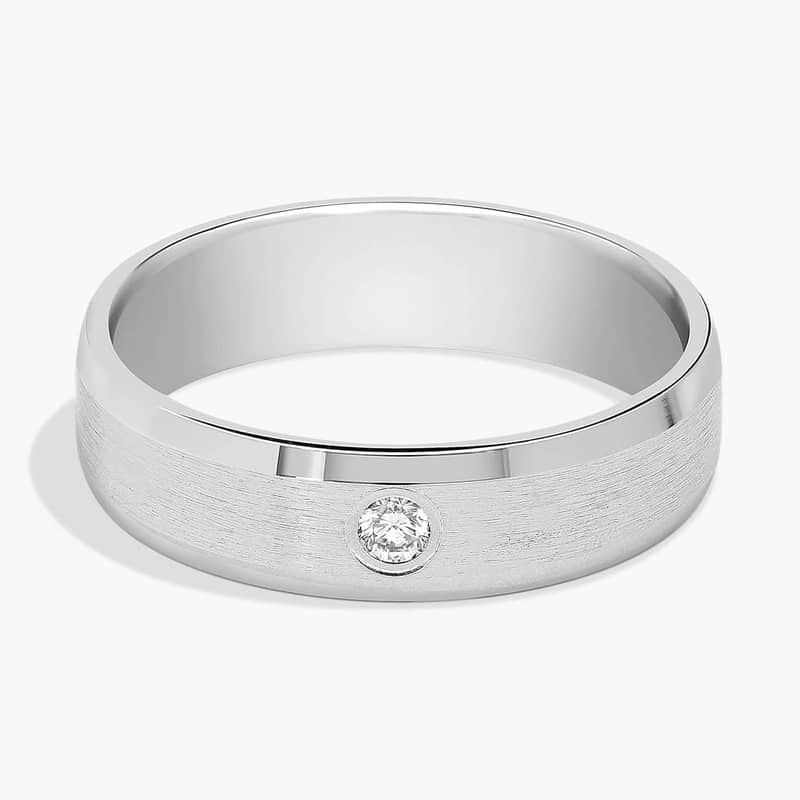 Single Diamond Wedding Ring in Platinum (6 mm, 0.07 ct. tw.)