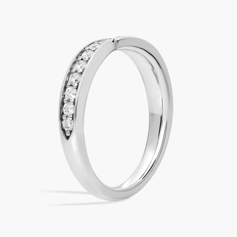 Contemporary Tapered Wedding Ring in 14k White Gold (1/3 ct. tw.)