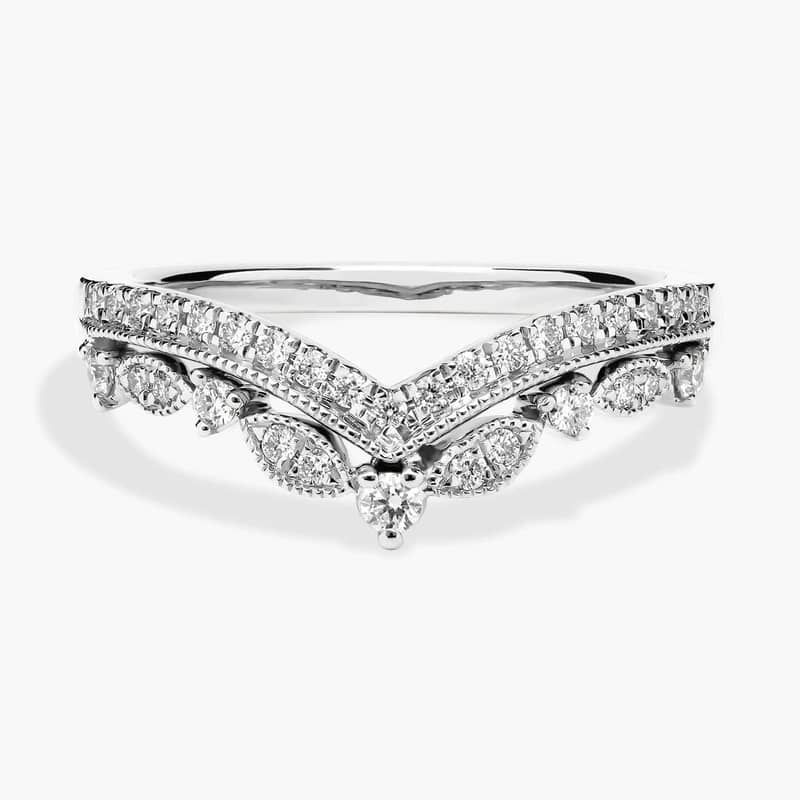 Regal Curved Diamond Ring in 18k White Gold (1/4 ct. tw.)