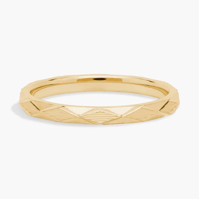 Classic Wedding Ring in 18k Yellow Gold (2mm)