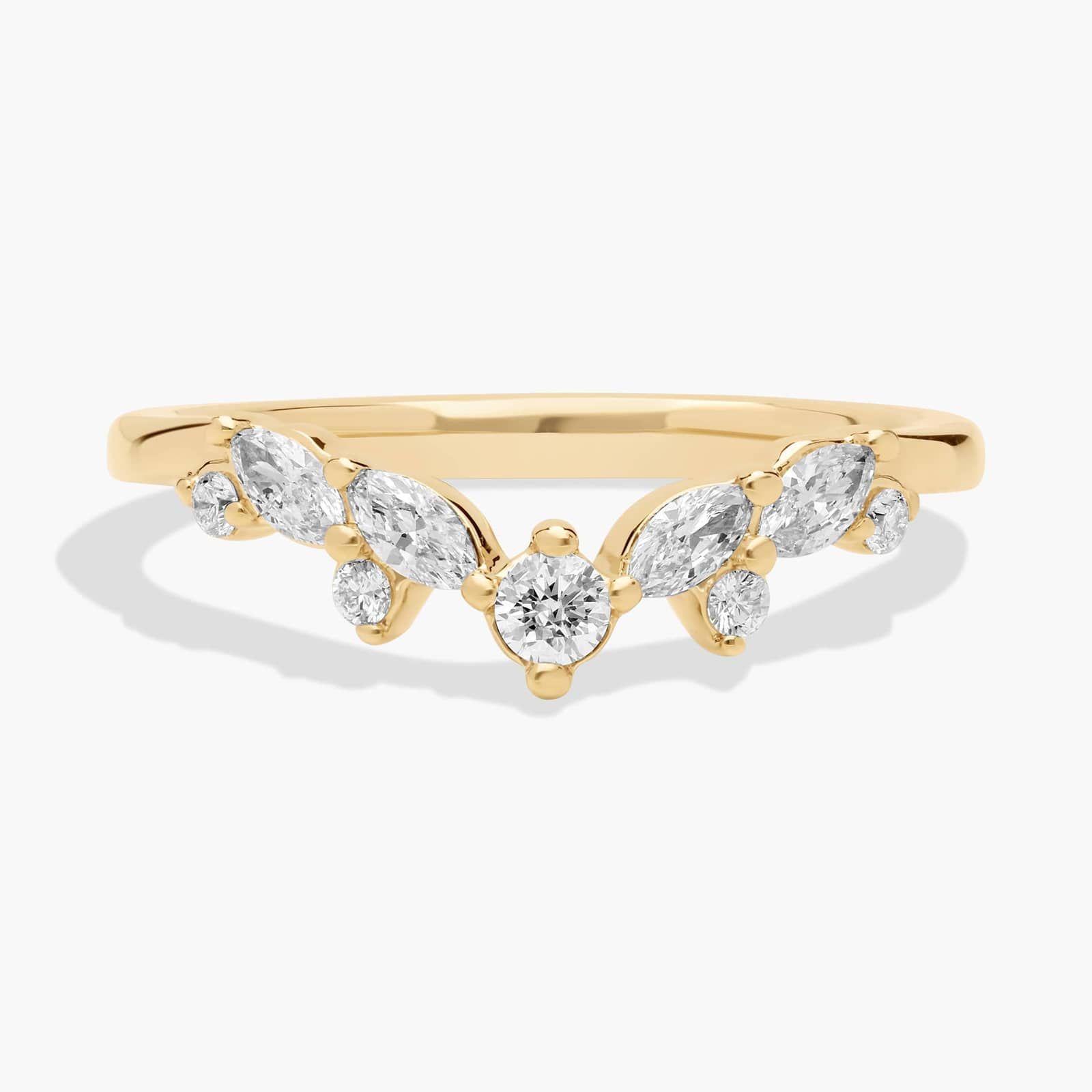 Curved Diamond Chevron Ring in 18K Yellow Gold (1/3 Ct. Tw.)