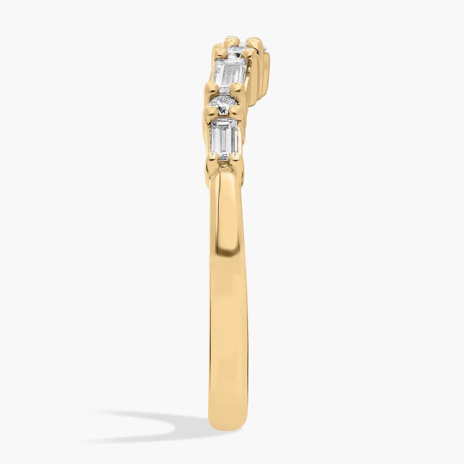 Round and Baguette Diamond Chevron Ring in 18K Yellow Gold (1/3 Ct. Tw.)