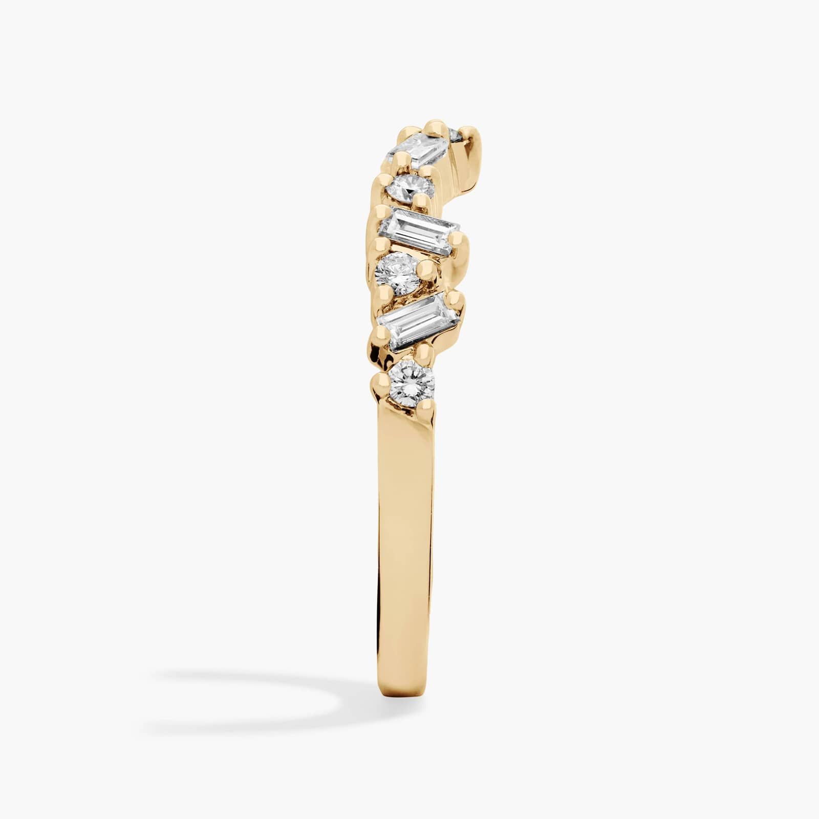Round and Baguette Diamond Chevron Ring in 18K Yellow Gold (1/3 Ct. Tw.)