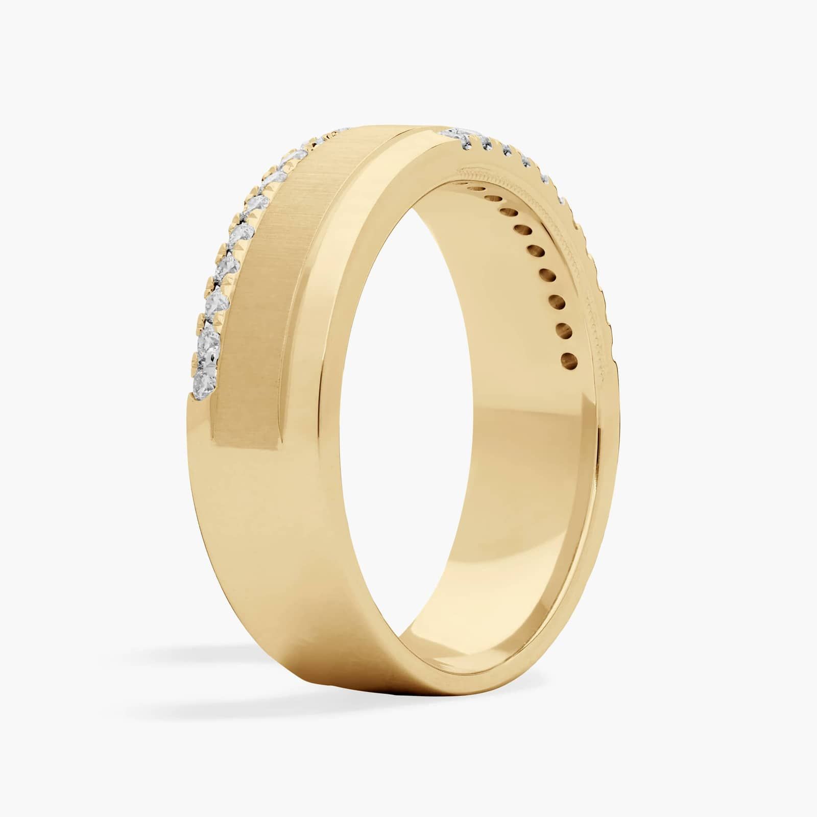 Offset Diamond Wedding Ring in 18K Yellow Gold (1/4 Ct. Tw.)