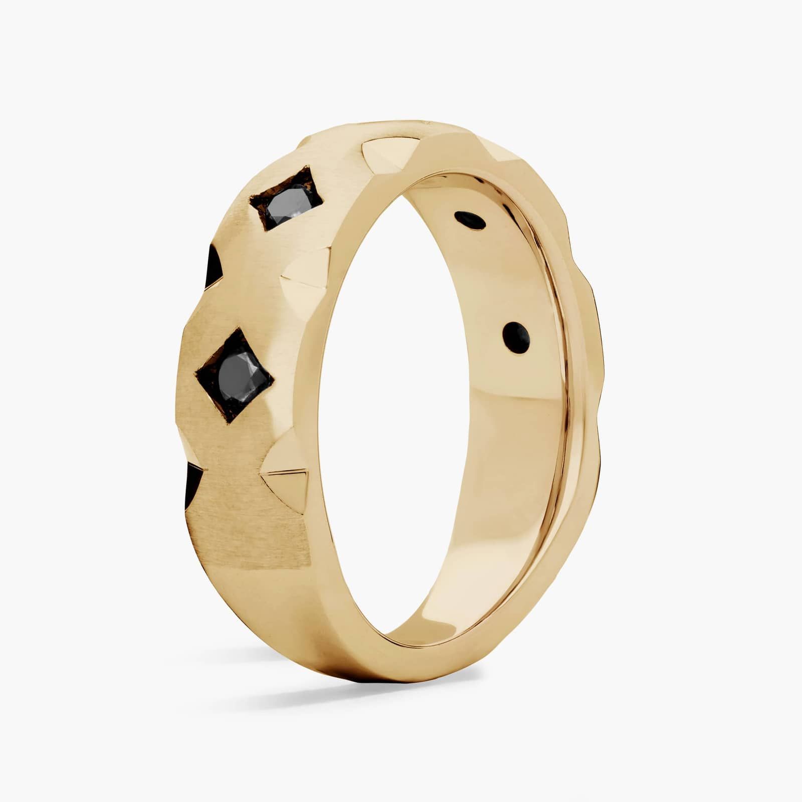 Round Black Diamond Wedding Ring in 18K Yellow Gold (1/2 Ct. Tw.)