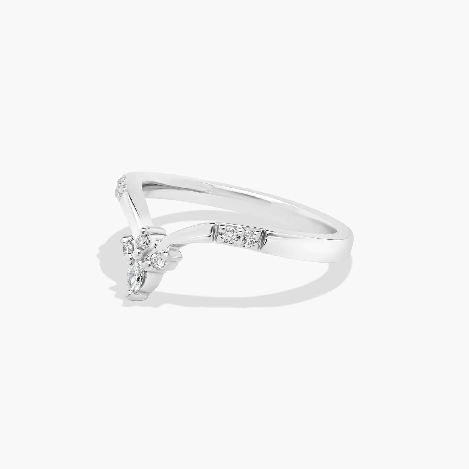 Chevron Floral Diamond Wedding Ring In Platinum (2.00mm)