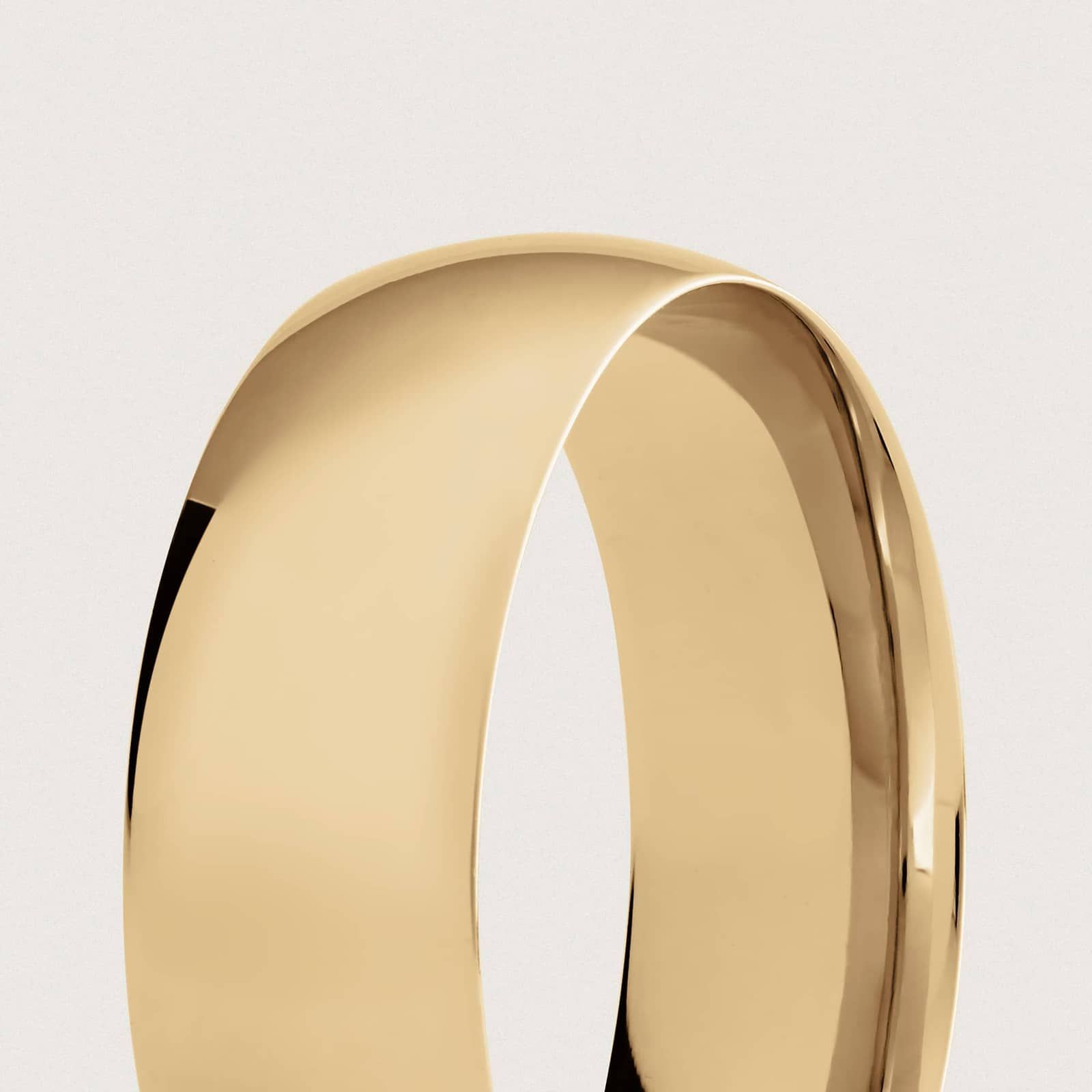 Mid-weight Comfort Fit Wedding Ring in 14k Yellow Gold (7mm)