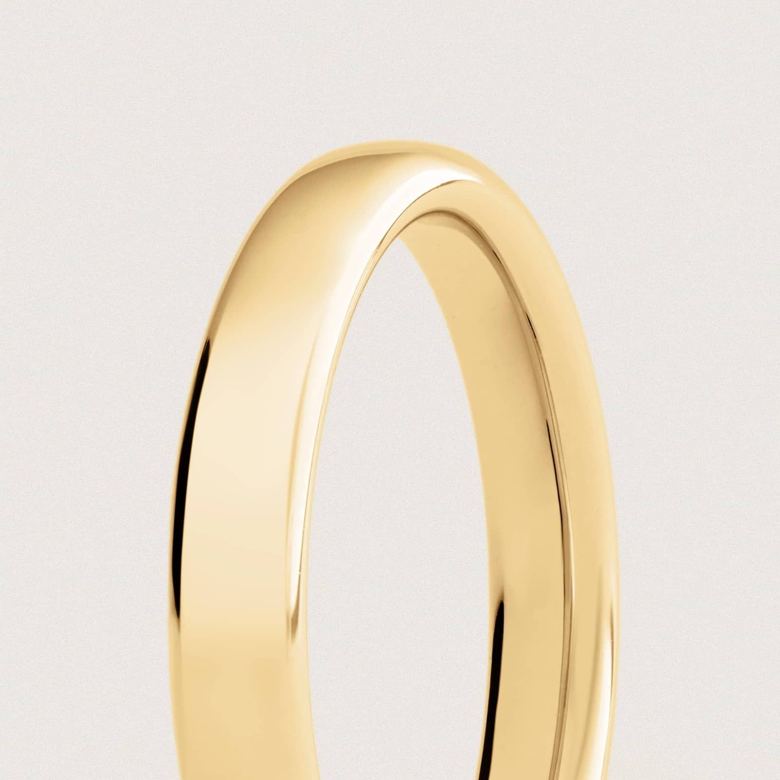 Low Dome Comfort Fit Wedding Ring in 18k Yellow Gold (3mm)
