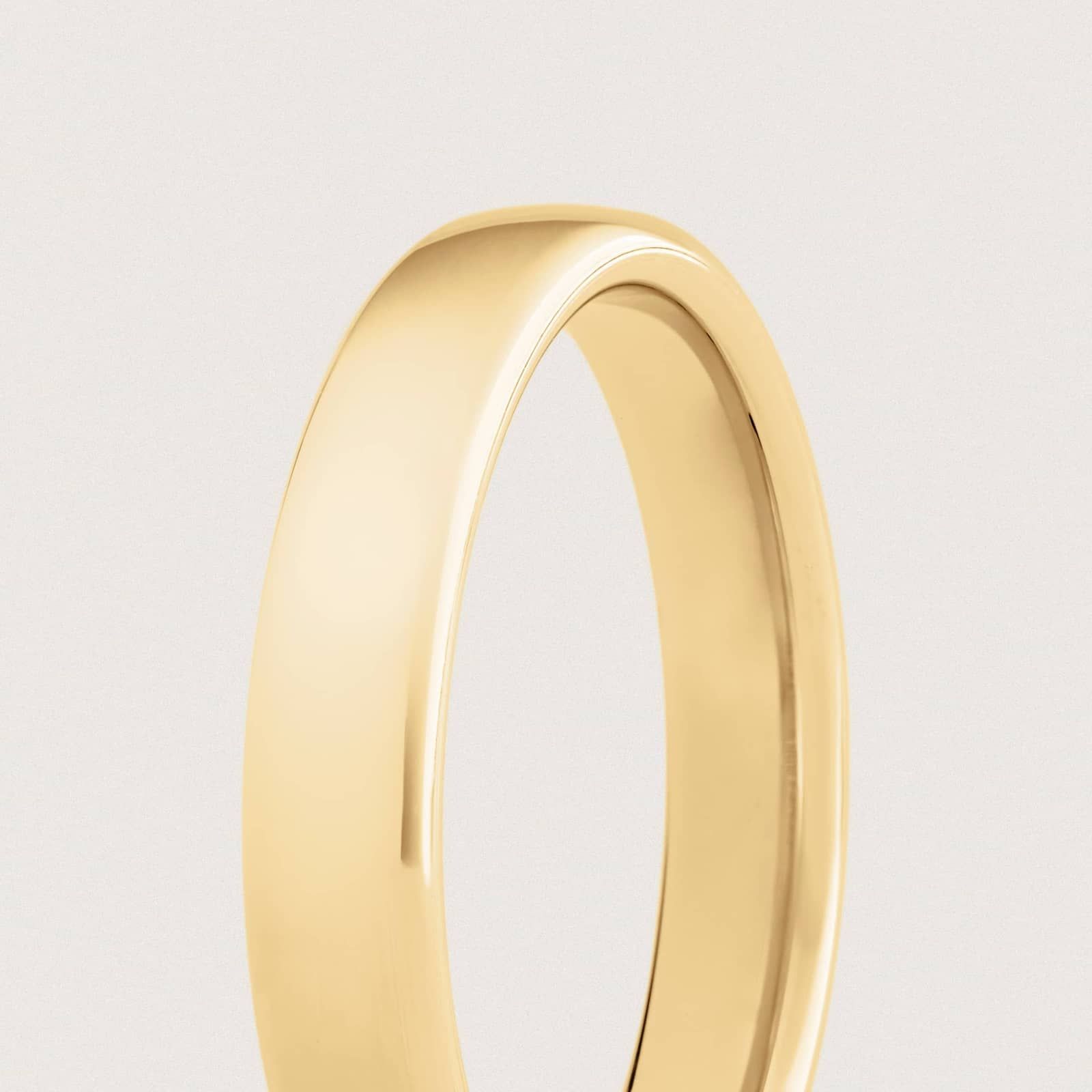Low Dome Comfort Fit Wedding Ring in 18k Yellow Gold (4mm)