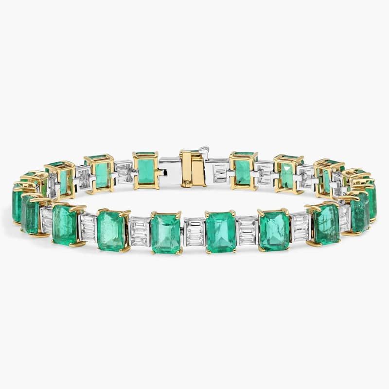 Extraordinary Collection: Emerald and Diamond Baguette Bracelet in 18k Yellow Gold