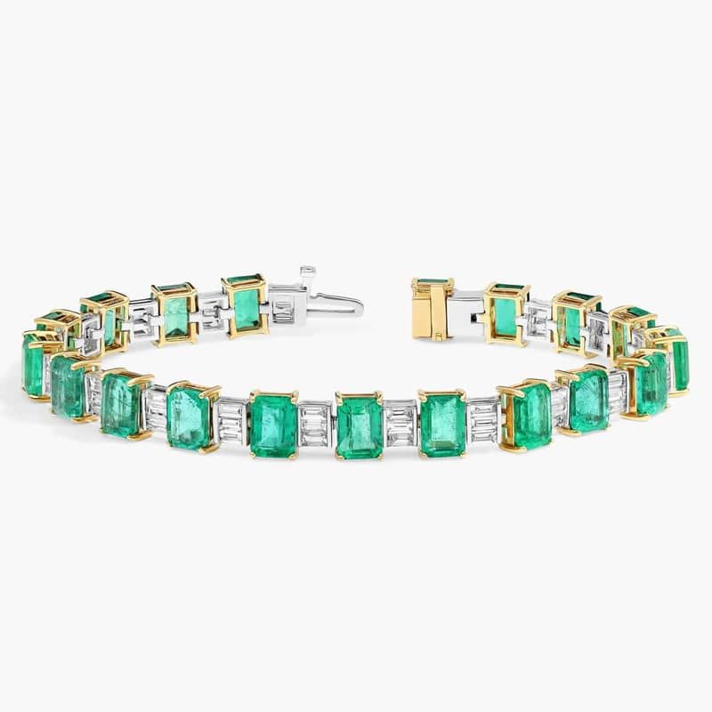 Extraordinary Collection: Emerald and Diamond Baguette Bracelet in 18k Yellow Gold