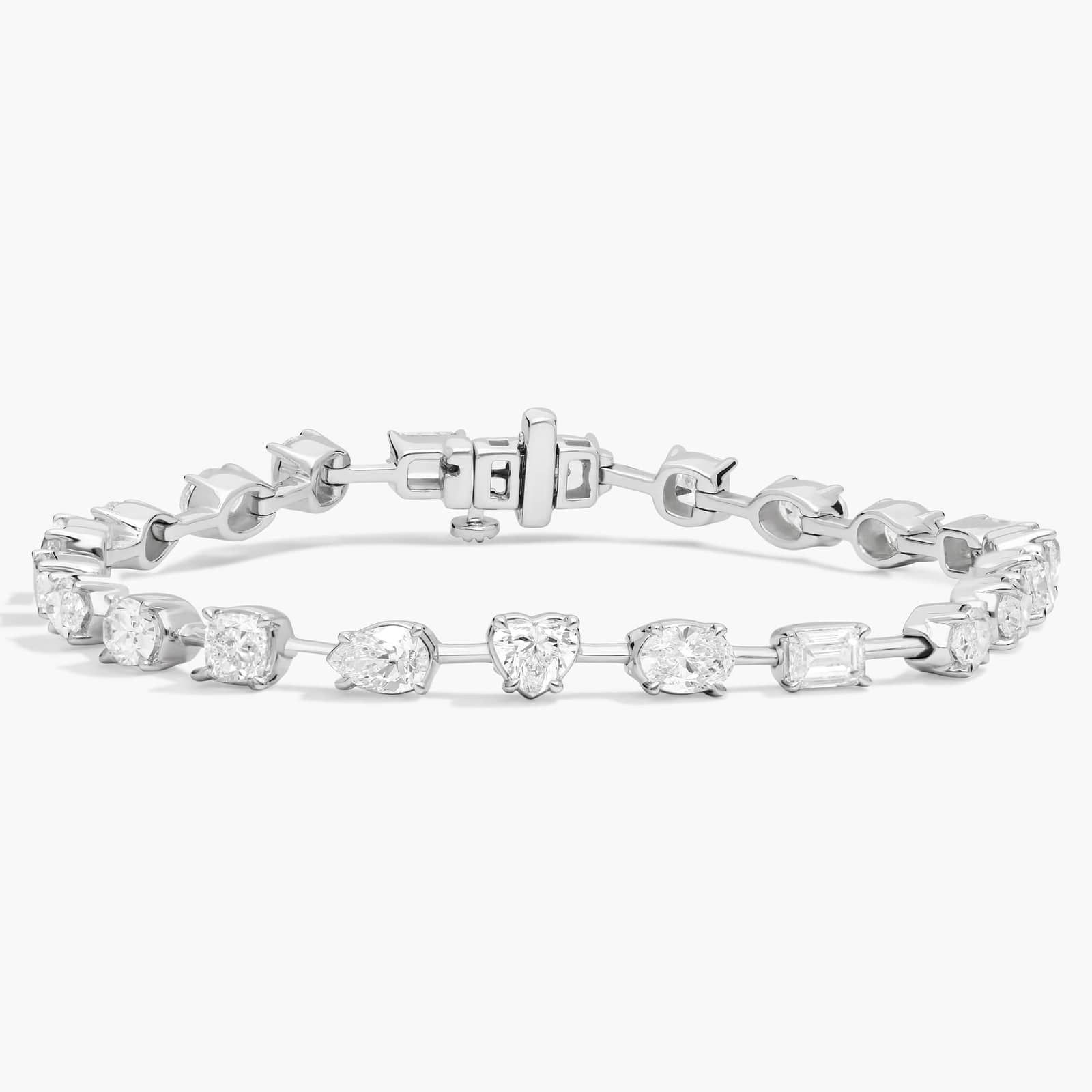 Alternating Shaped Diamond Bracelet in 18k White Gold (6 1/2 ct. tw.)