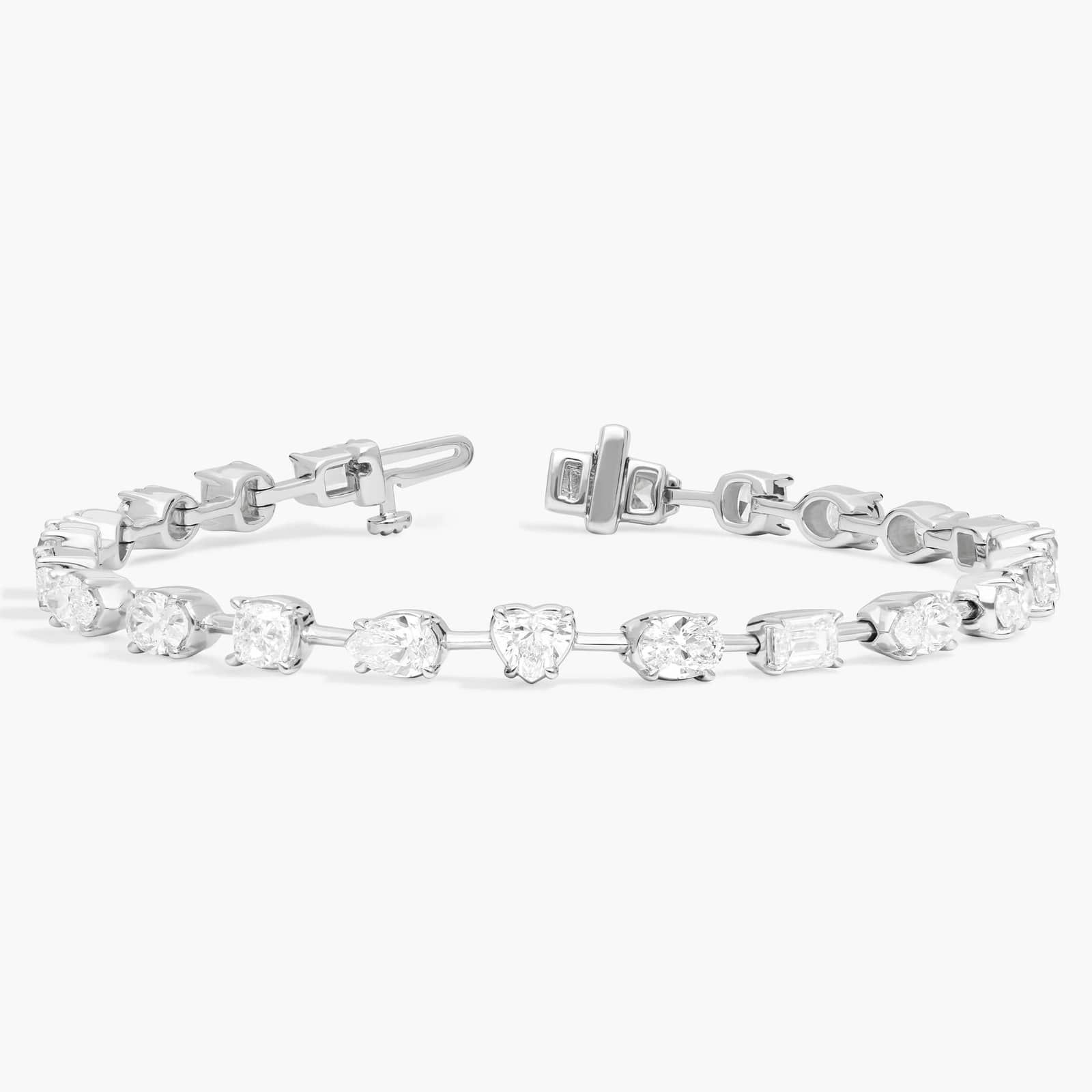 Alternating Shaped Diamond Bracelet in 18k White Gold (6 1/2 ct. tw.)