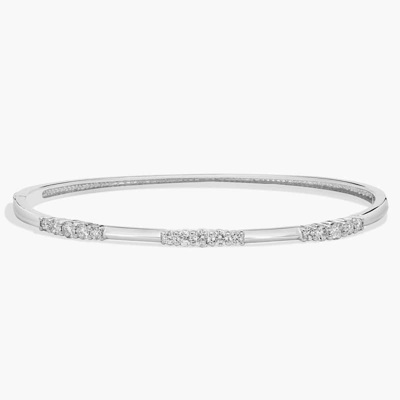 Graduated Cluster Diamond Bangle Bracelet in 14K White Gold (1 Ct. Tw.)