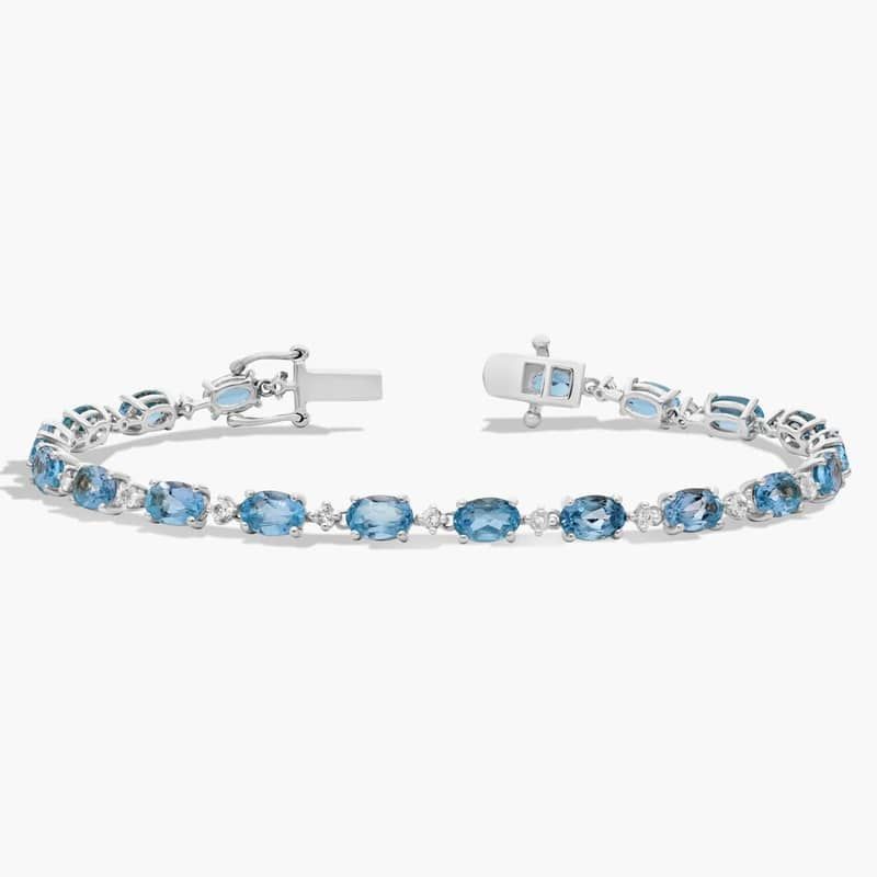 East-west Oval Sky Blue Topaz Fashion Bracelet in Sterling Silver