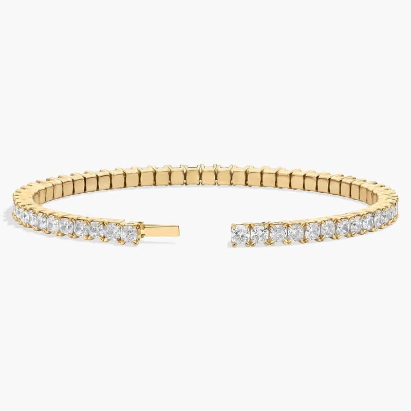 Lab Grown Diamond Cushion Flex Bangle in 18K Yellow Gold (8 Ct. TW.)