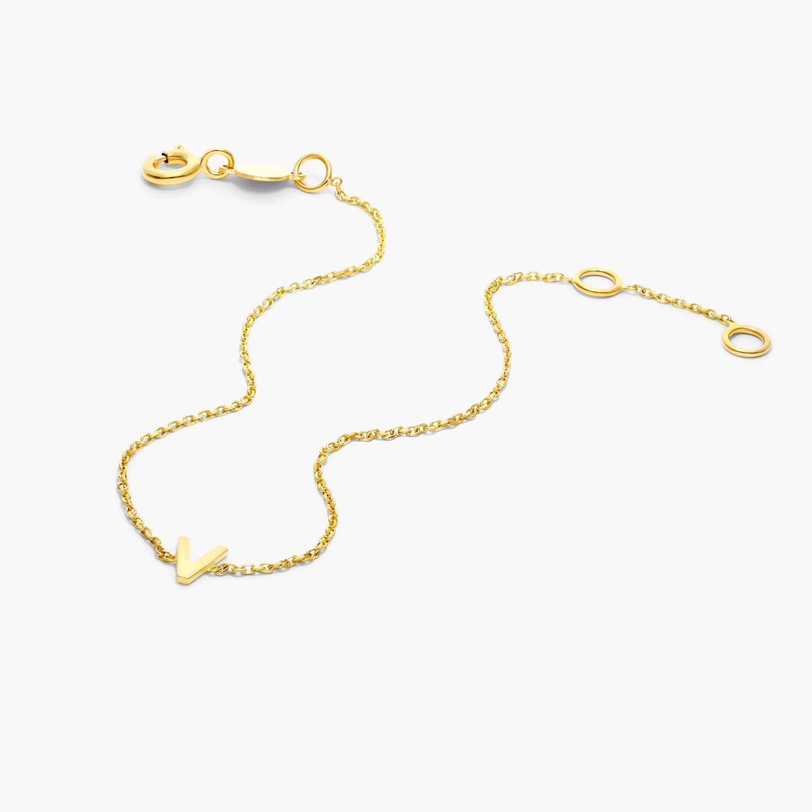 Mini Initial V Bracelet In 14K Yellow Gold