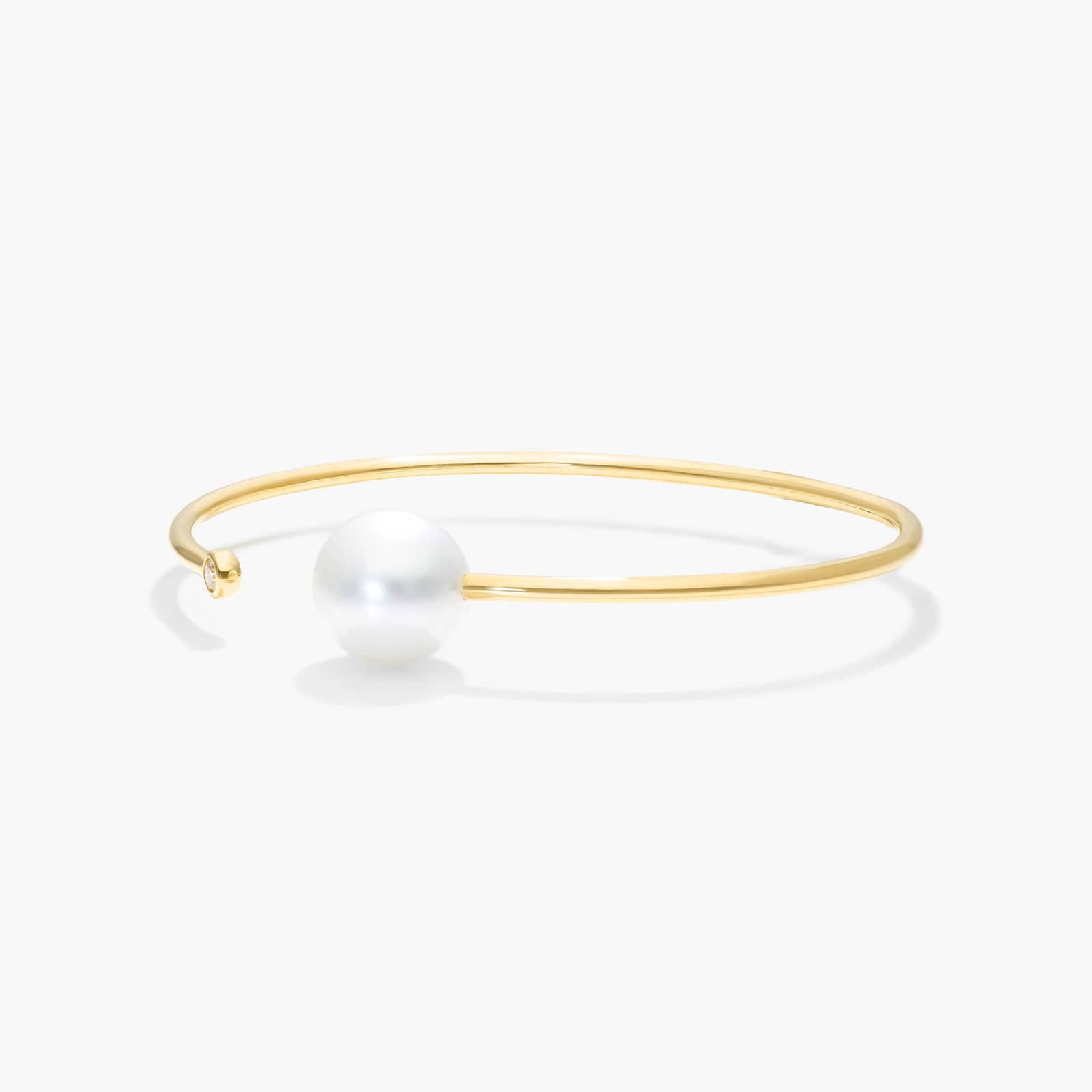 South Sea Cultured Pearl and Bezel Set Diamond Bangle Bracelet In 18K Yellow Gold By James Allen