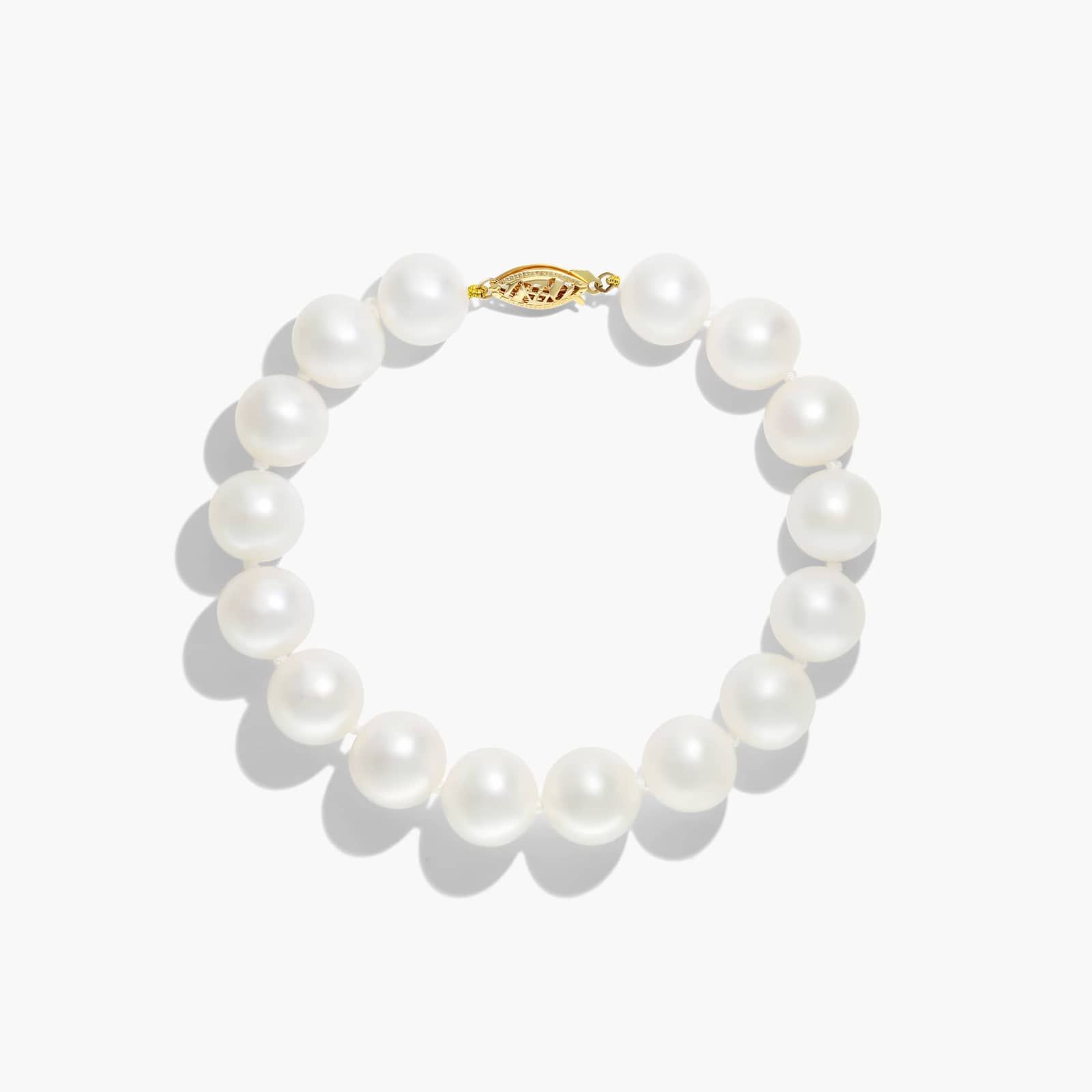Freshwater Cultured Pearl Fish Clasp Bracelet In 14K Yellow Gold (10-11 mm) By James Allen