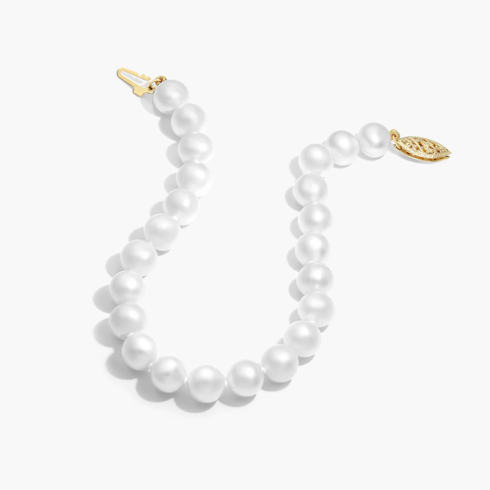 Freshwater Cultured Pearl Fish Clasp Bracelet In 14K Yellow Gold (7-8 mm) By James Allen