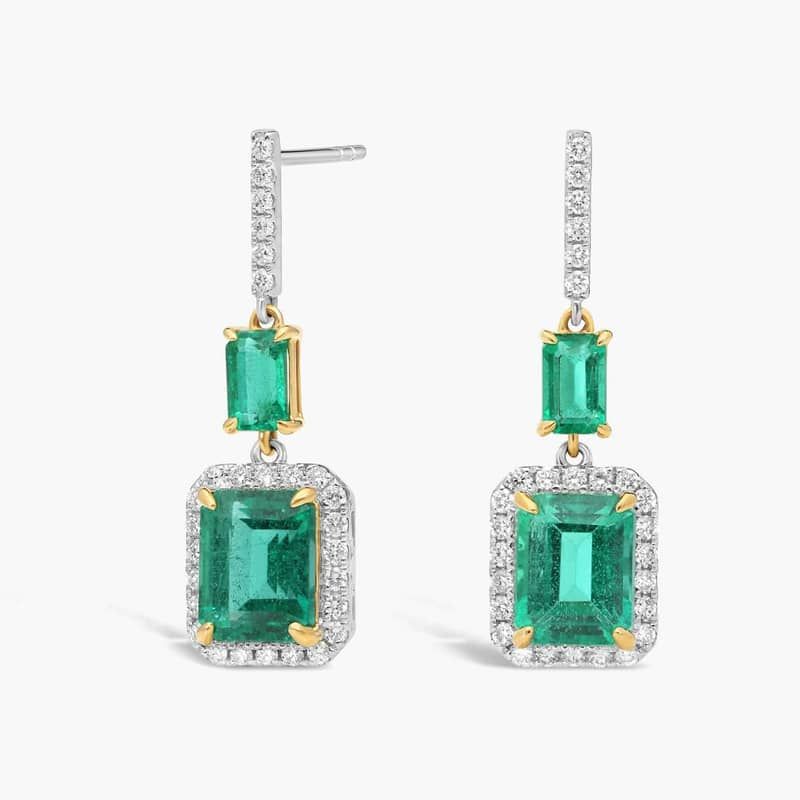Extraordinary Collection: Emerald and Diamond Drop Earrings in 18k Yellow and White Gold (9x7mm)