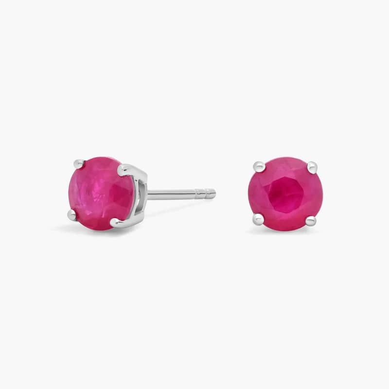 Ruby Stud Earrings in 18k White Gold (5mm)