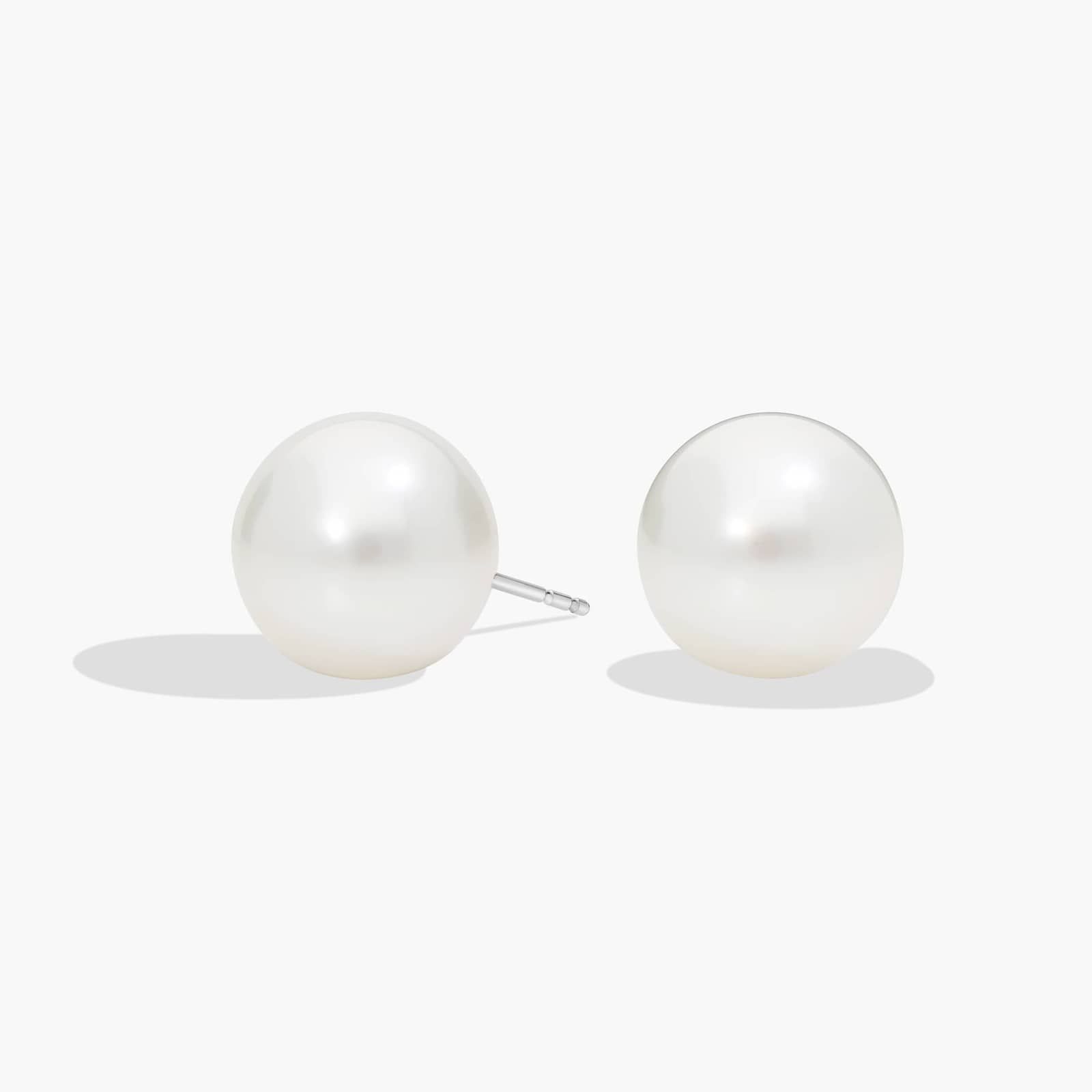 South Sea Cultured Pearl Stud Earrings in 18k White Gold (11-12mm)