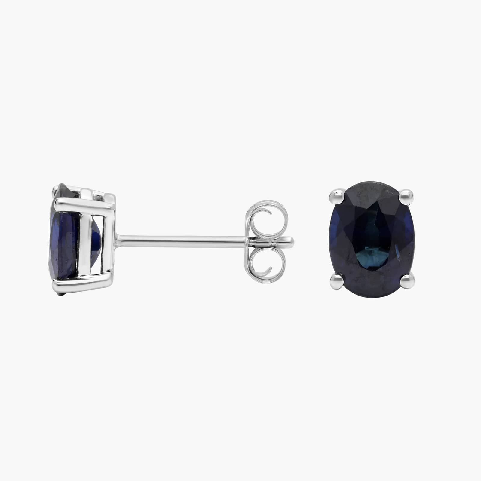 Oval Sapphire Stud Earrings in 18k White Gold (7x5mm)