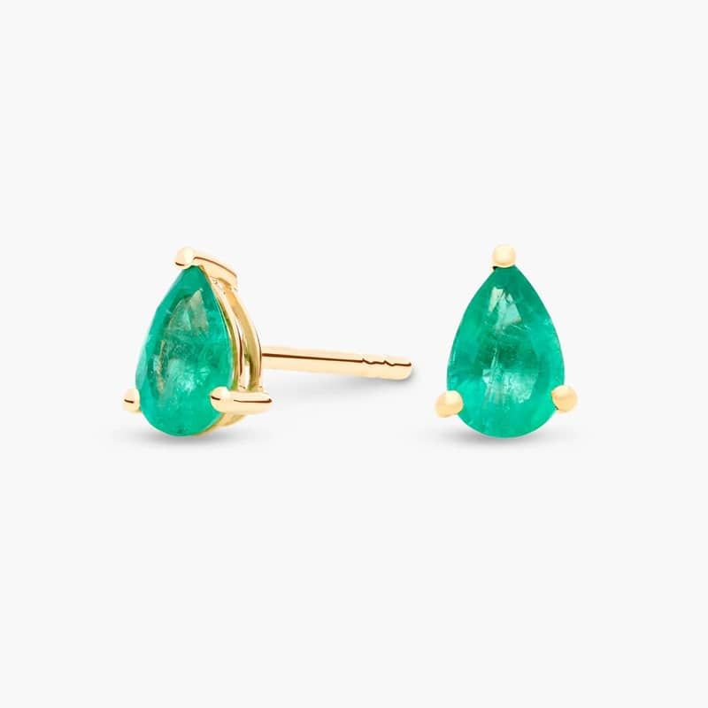 Pear Emerald Stud Earrings in 14k Yellow Gold (6x4mm)