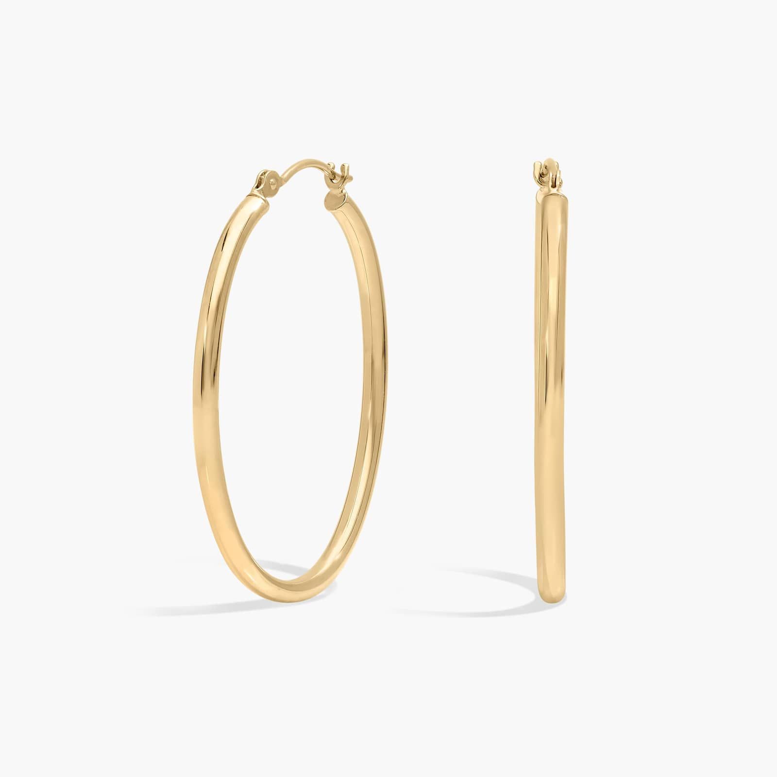 Oval Hoop Earrings (2x30mm) in 14K Yellow Gold